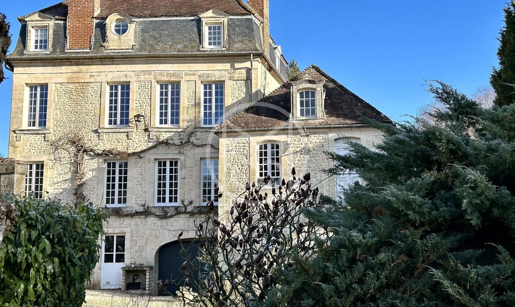 Falaise 16th 18th Century Renovated Property In Falaise, Normandy