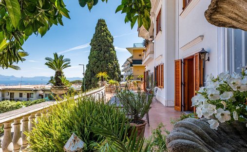 House in Naples, Campania, Italy 1