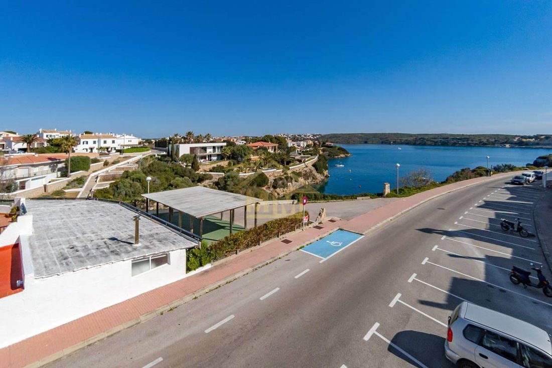 Villa in es Castell, Balearic Islands, Spain 3 - 11847644