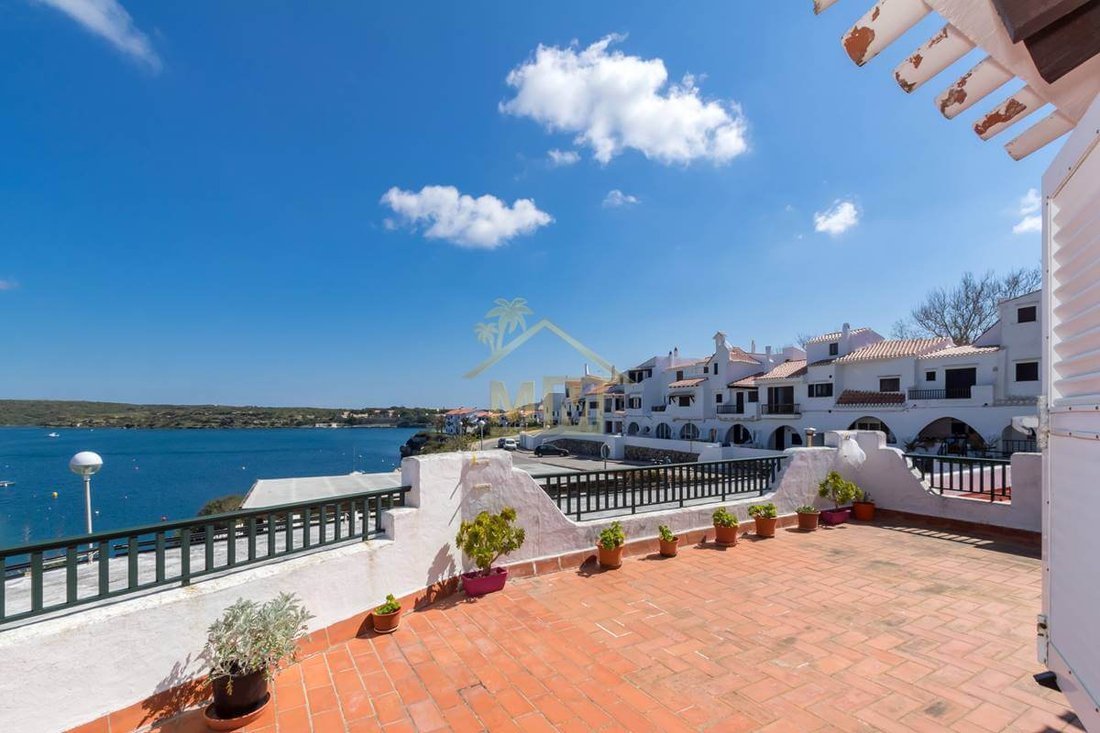 Villa in es Castell, Balearic Islands, Spain 1 - 11847644