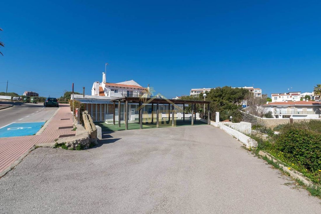 Villa in es Castell, Balearic Islands, Spain 2 - 11847644