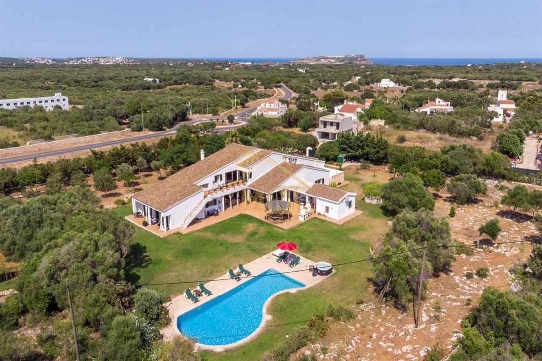 Villa in es Castell, Balearic Islands, Spain 5 - 11847681