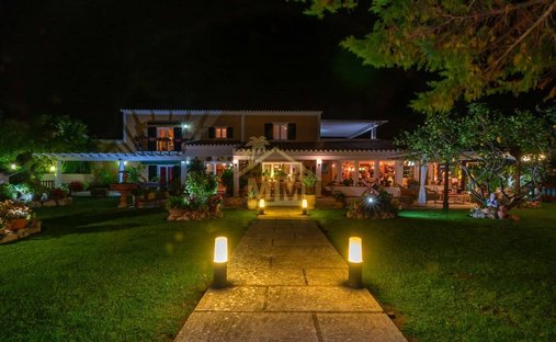 Villa in Maó, Balearische Inseln, Spanien 1