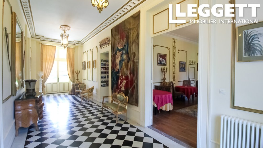 Whispers of the Loire: A Timeless 18th-Century Château Awakens