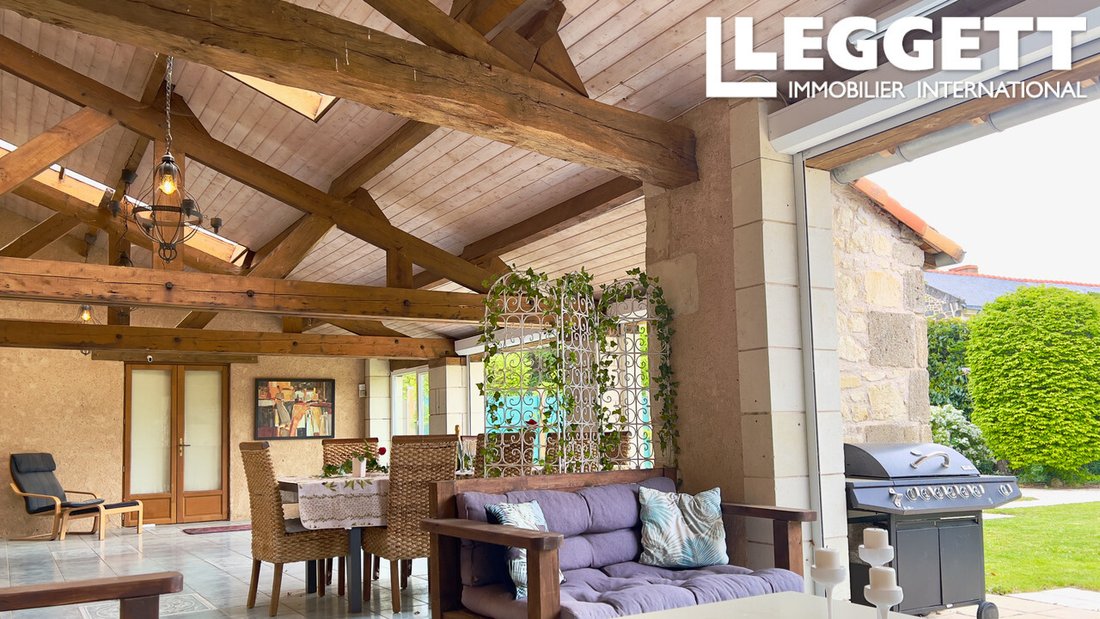 Le Manoir des Rêves: A Turnkey Loire Valley Escape with Five Cottages & Timeless Elegance