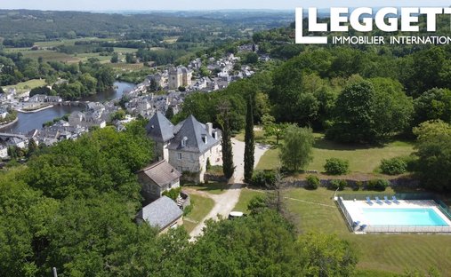House in Urbain, Terrasson-Lavilledieu, France 1