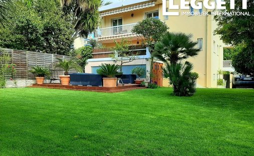 House in Antibes, Provence-Alpes-Côte d'Azur, France 1