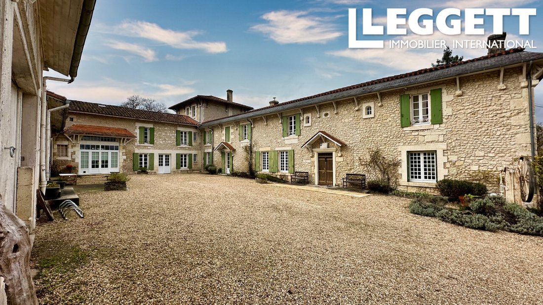 House in Chalais, Nouvelle-Aquitaine, France 3 - 14331215