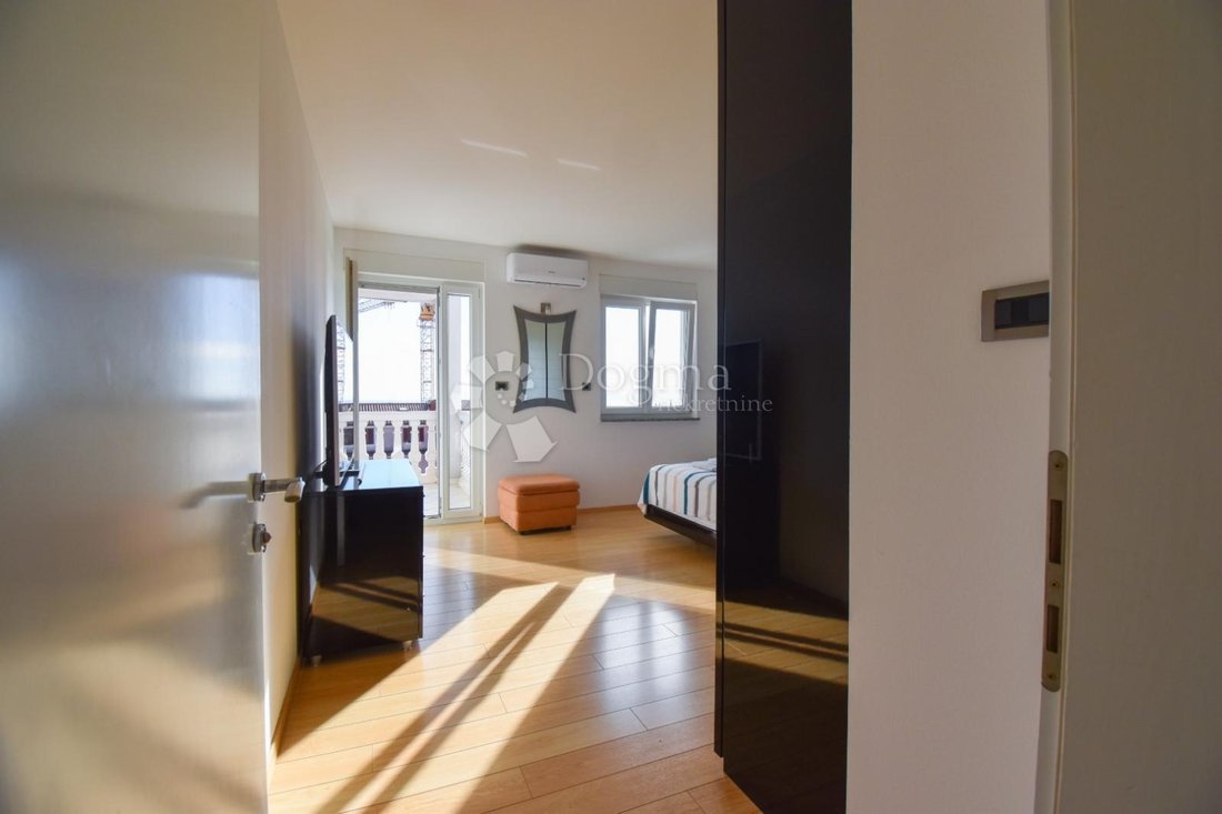 Apartment in Grad Opatija, Primorje-Gorski Kotar County, Croatia 5 - 14328049