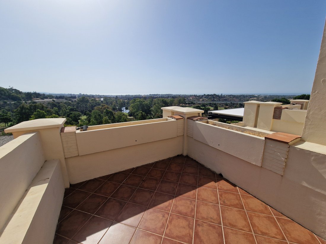 Penthouse in Benahavis, Andalusia, Spain 2 - 14330849