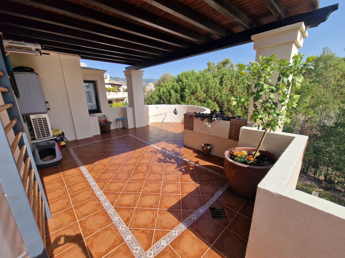 Penthouse in Benahavis, Andalusia, Spain 4 - 14330849