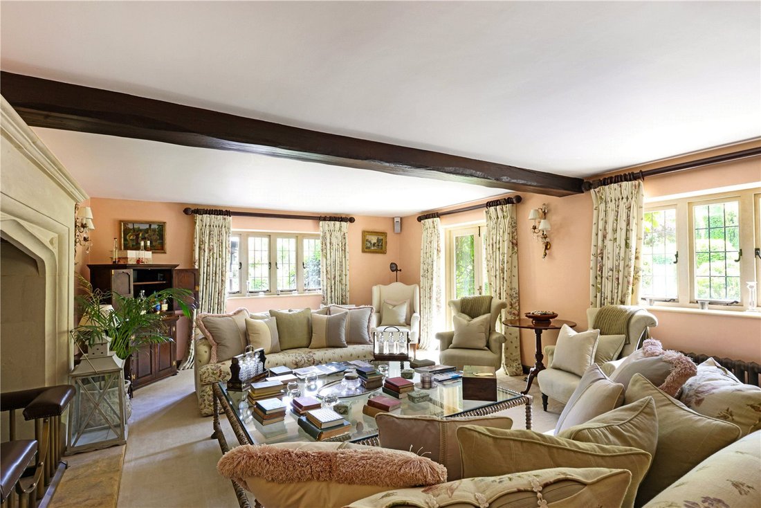 House in Gretton, England 4 - 14098298