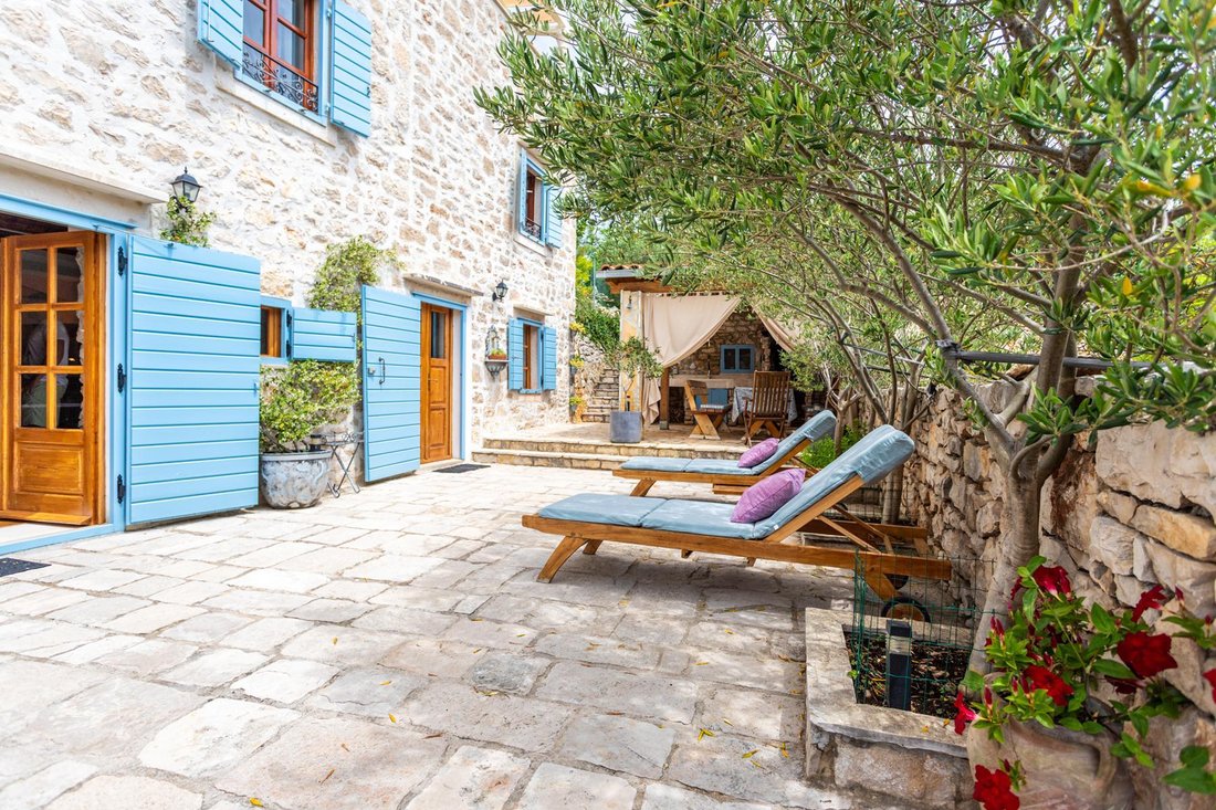 Villa in Milna, Gespanschaft Split-Dalmatien, Kroatien 3 - 14335014
