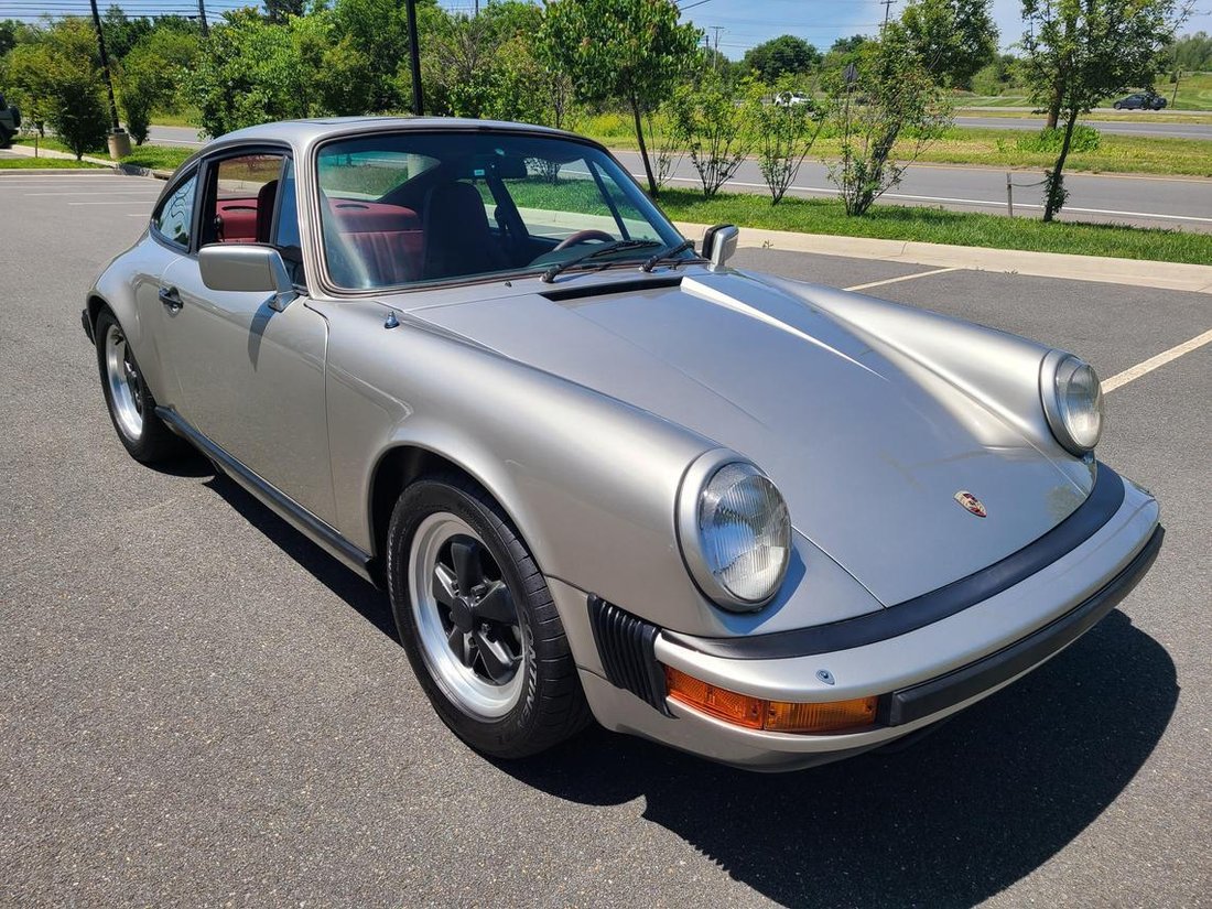 Coupe in Ashburn, Virginia, United States 5 - 12889440