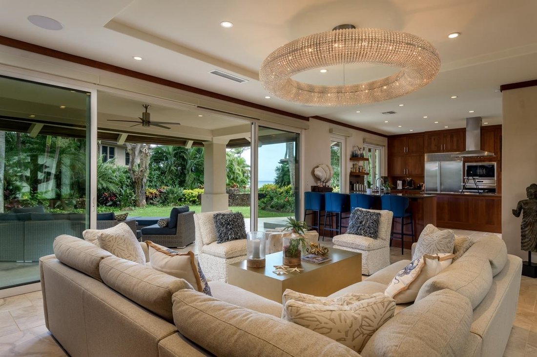 House in Lahaina, Hawaii, United States 4 - 14336487