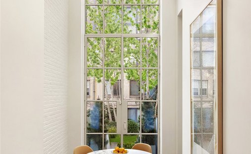 House in New York, New York, United States 1