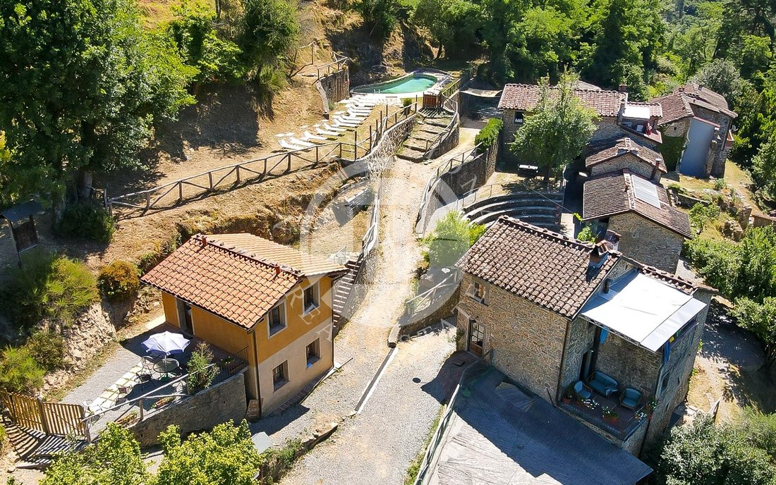 House in Bagni di Lucca, Tuscany, Italy 2 - 14331679