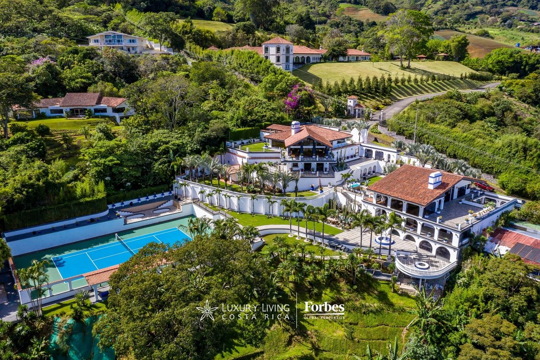 Estate in San Antonio, San José Province, Costa Rica 1 - 14333645
