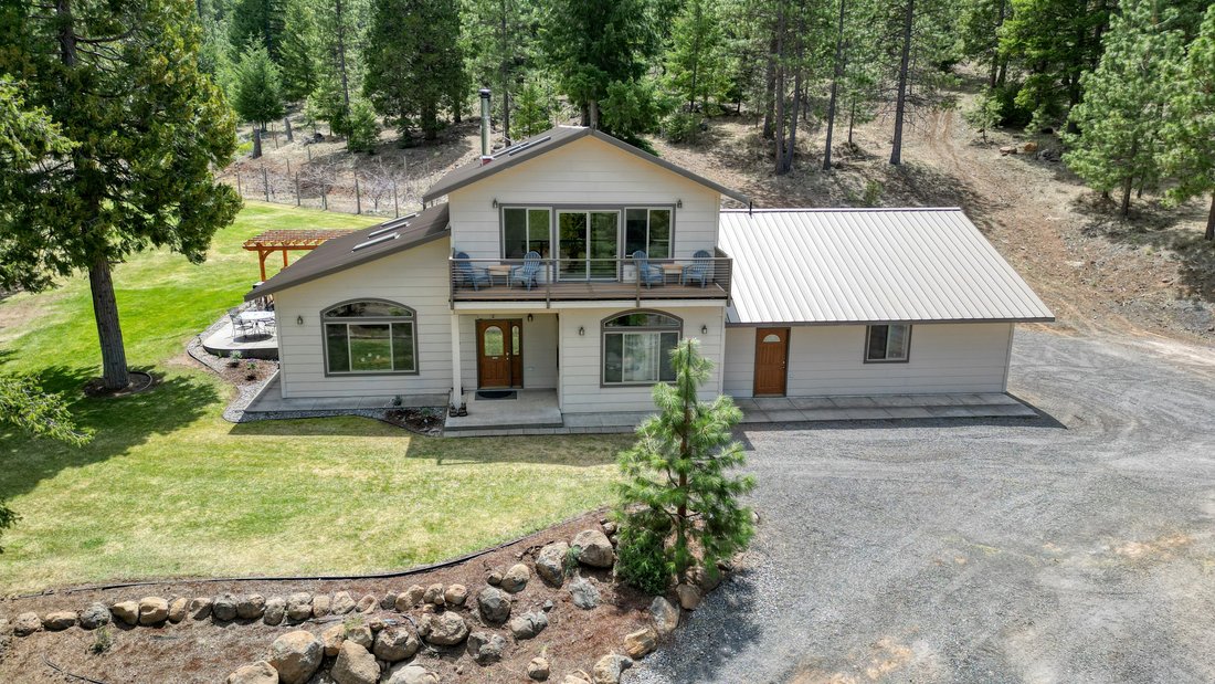 Land in Klamath Falls, Oregon, United States 1 - 14331936