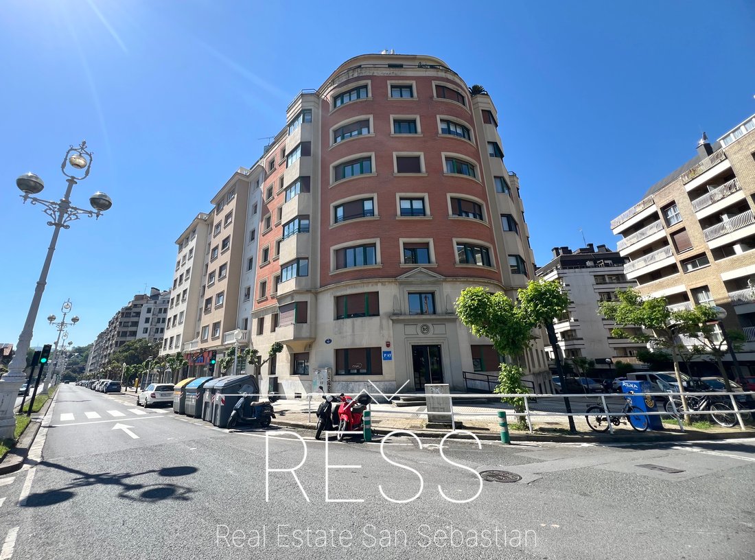 Apartament In Zurriola In Donostia San Sebastian, Basque Country, Spain ...