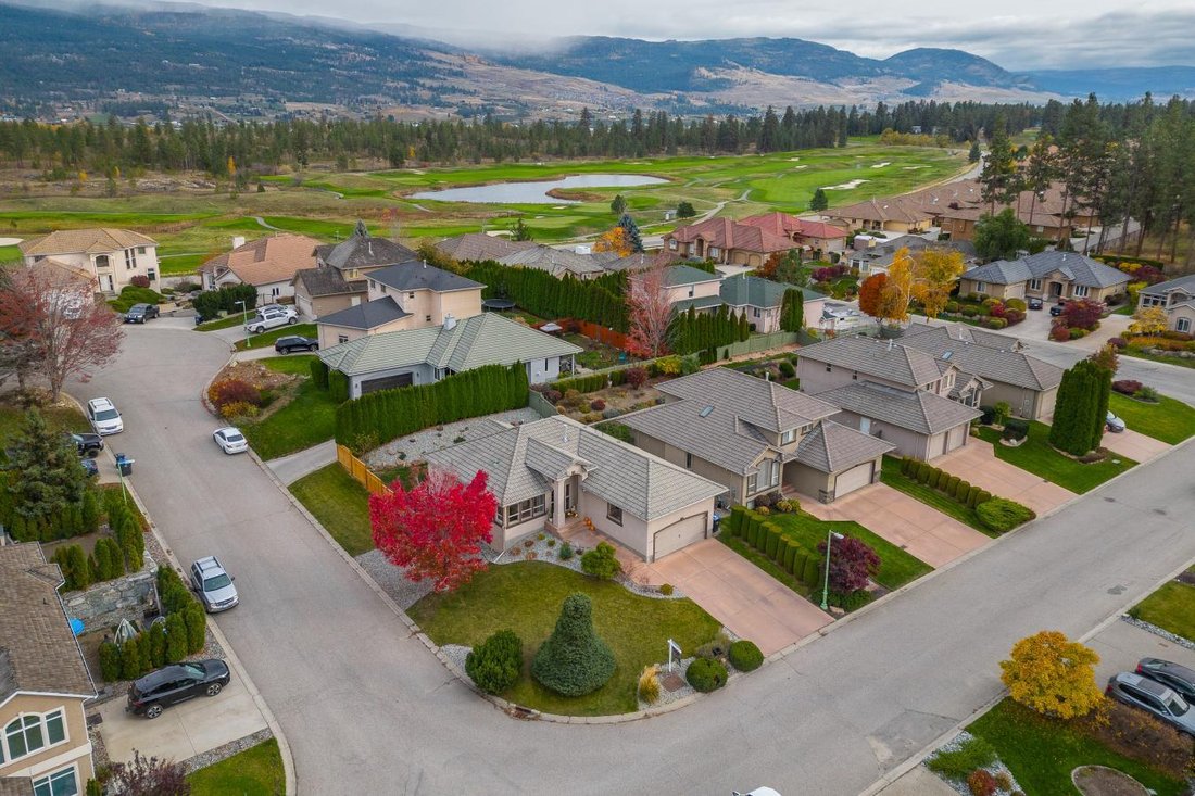 House in Kelowna, British Columbia, Canada 1 - 14339683