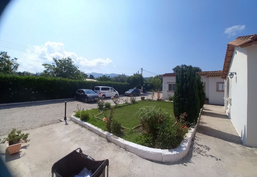 Otros en Northern Corfu, Peloponnese, Western Greece and the Ionian, Grecia 1 - 14339010