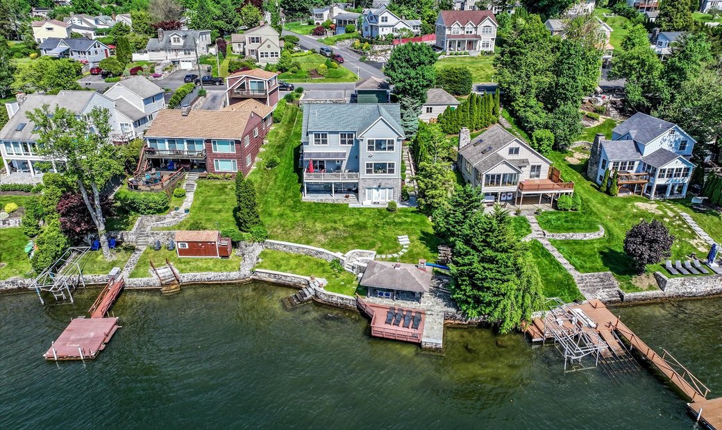 Exquisite Candlewood Lake Waterfront In Brookfield, Connecticut, United