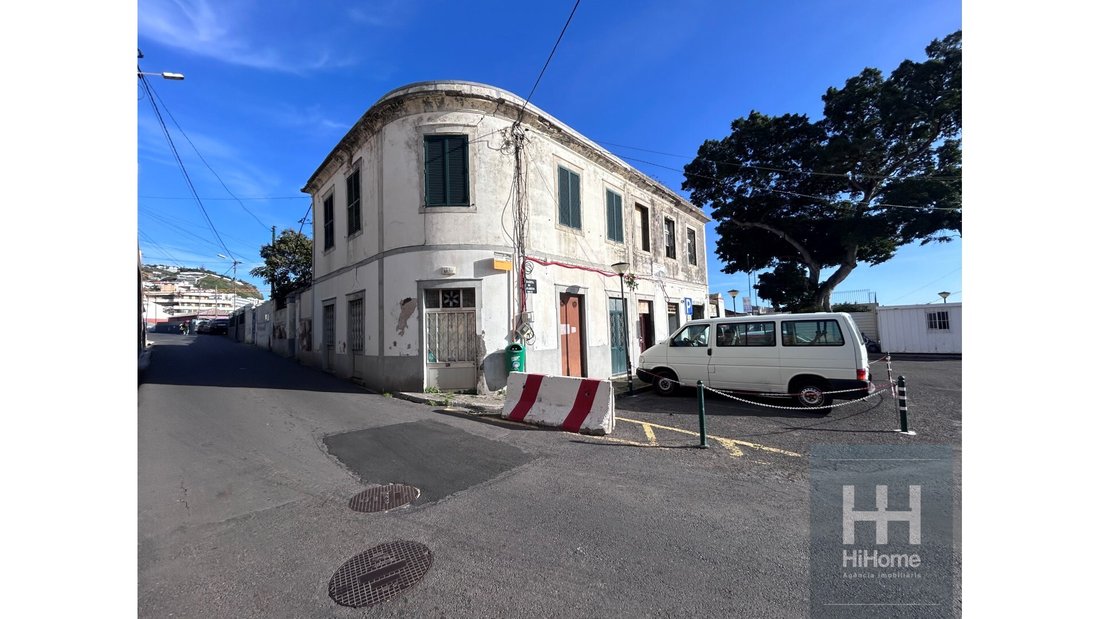 Building Consisting Of 2 Contiguous Buildings In In Funchal, Madeira ...