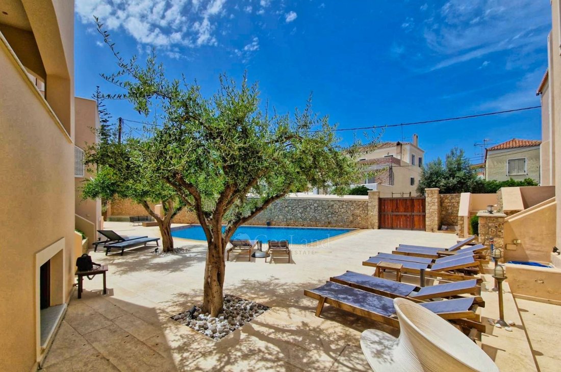 Villa in Spetses, Attica, Greece 3 - 14340474