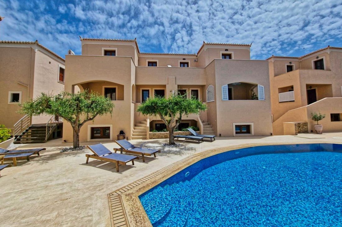 Villa in Spetses, Attica, Greece 1 - 14340474