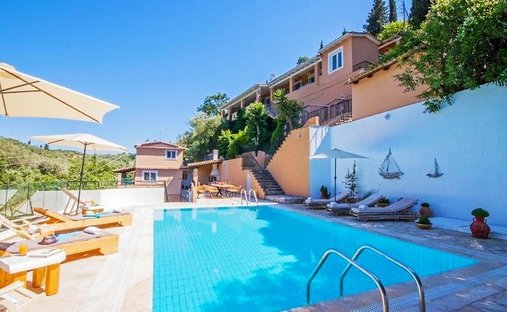 Villa in Kassopaia, Peloponnese, Western Greece and the Ionian, Greece 1