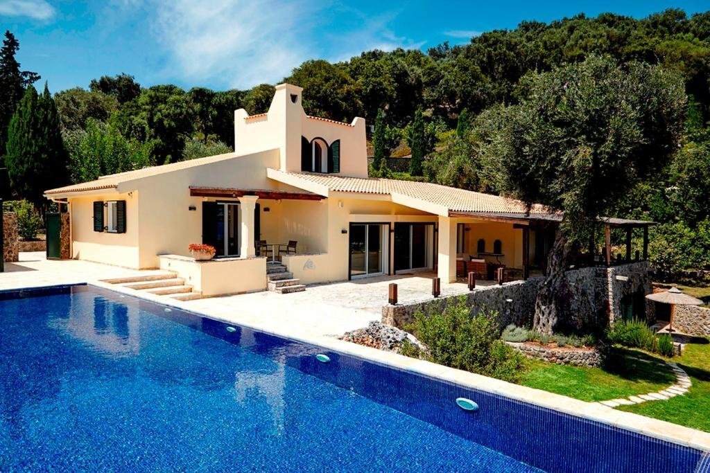 Villa in Corfu, Peloponnese, Western Greece and the Ionian, Greece 2 - 14338793