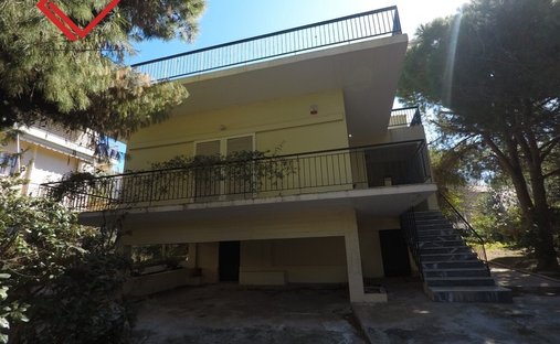 House in Saronida, Attica, Greece 1