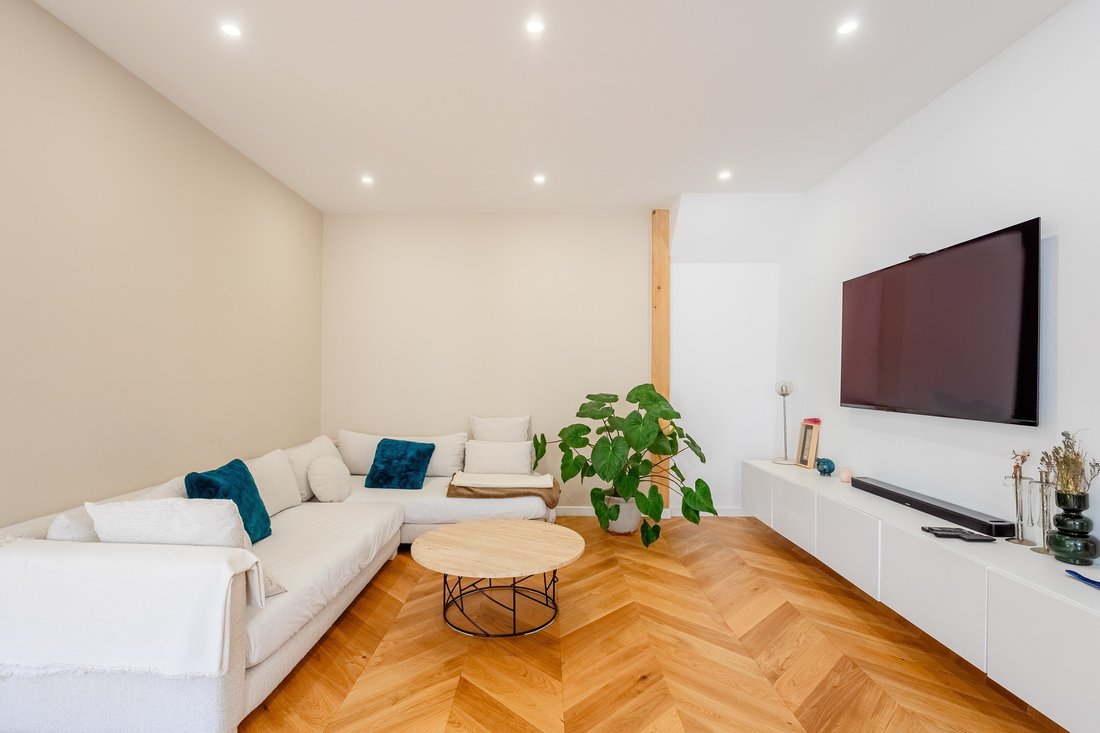 Apartment in Saint Victor, 7e Arrondissement, Marseille 4 - 14341760