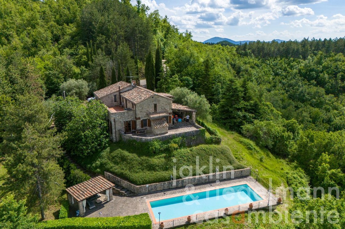 House in Pietralunga, Umbria, Italy 1 - 14339943
