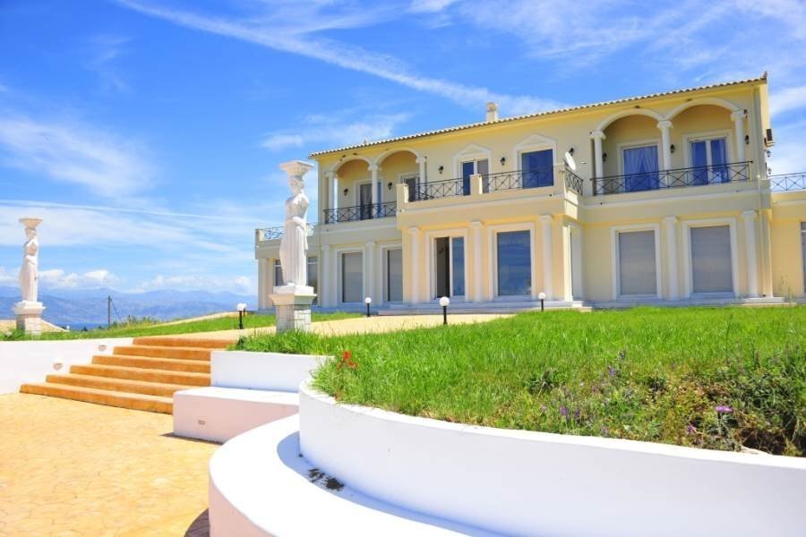 Villa in Northern Corfu, Peloponnese, Western Greece and the Ionian, Greece 1 - 14338698
