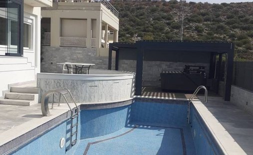 Villa in Kalyvia Thorikou, Attica, Greece 1