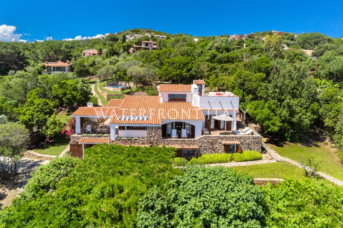 Villa in San Teodoro, Sardinien, Italien 3 - 14341887