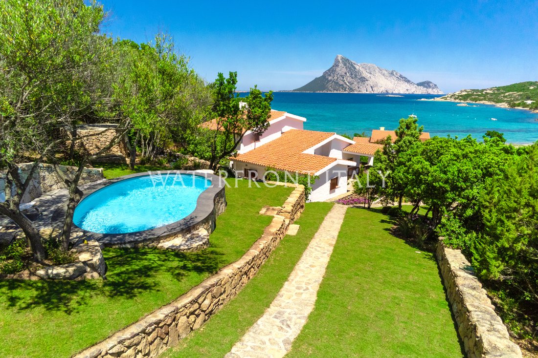 Villa in San Teodoro, Sardinien, Italien 2 - 14341887