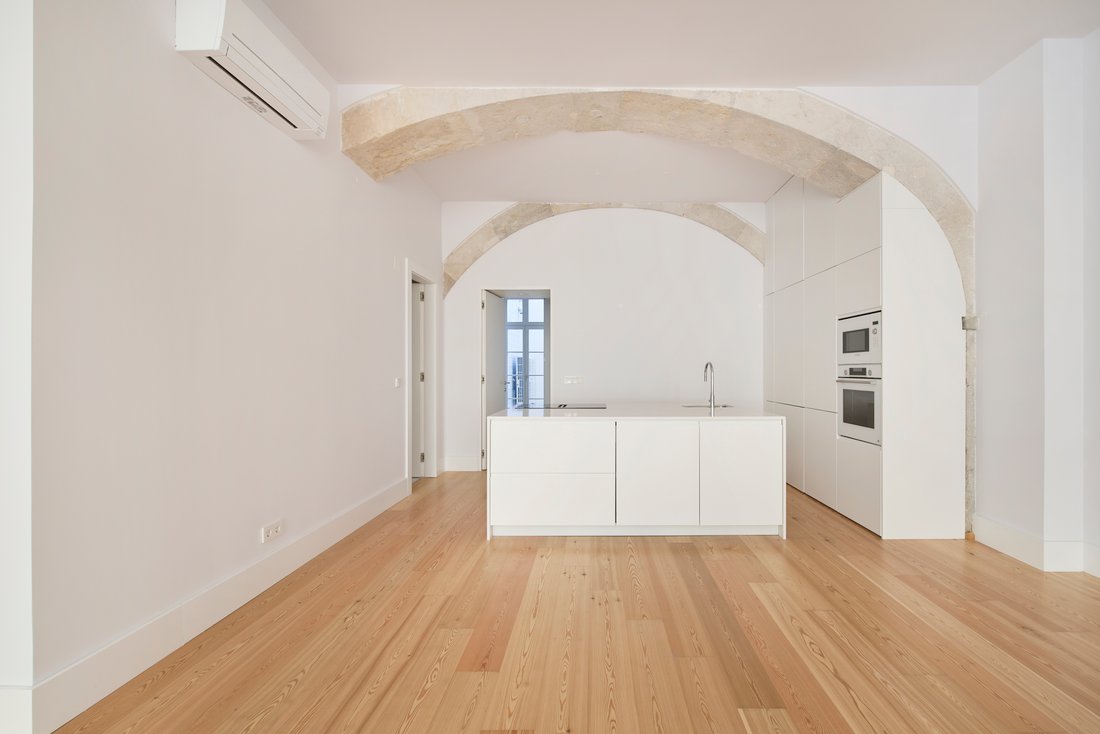 Apartment in Santa Maria Maior, Lisbon, Portugal 2 - 14342124