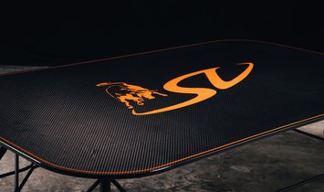 Lamborghini Diablo SV Table and Chairs