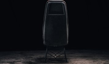 Lamborghini Diablo SV Table and Chairs