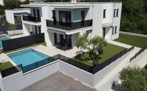 Villa in Umag, Istria County, Croatia 1