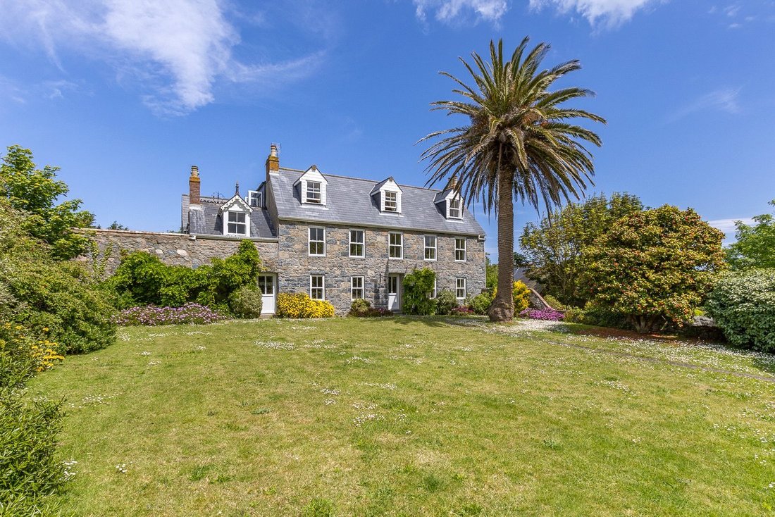 House in Guernsey, Guernsey 1 - 14343553