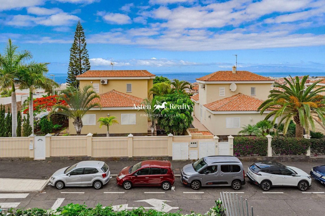 Haus in Costa Adeje, Adeje, Kanarische Inseln 2 - 14347180