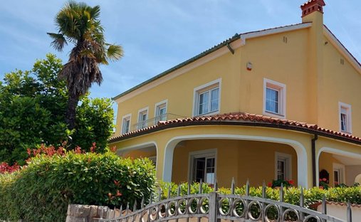 Villa in Pjescana Uvala, Istria County, Croatia 1