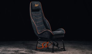Lamborghini Diablo SV Table and Chairs
