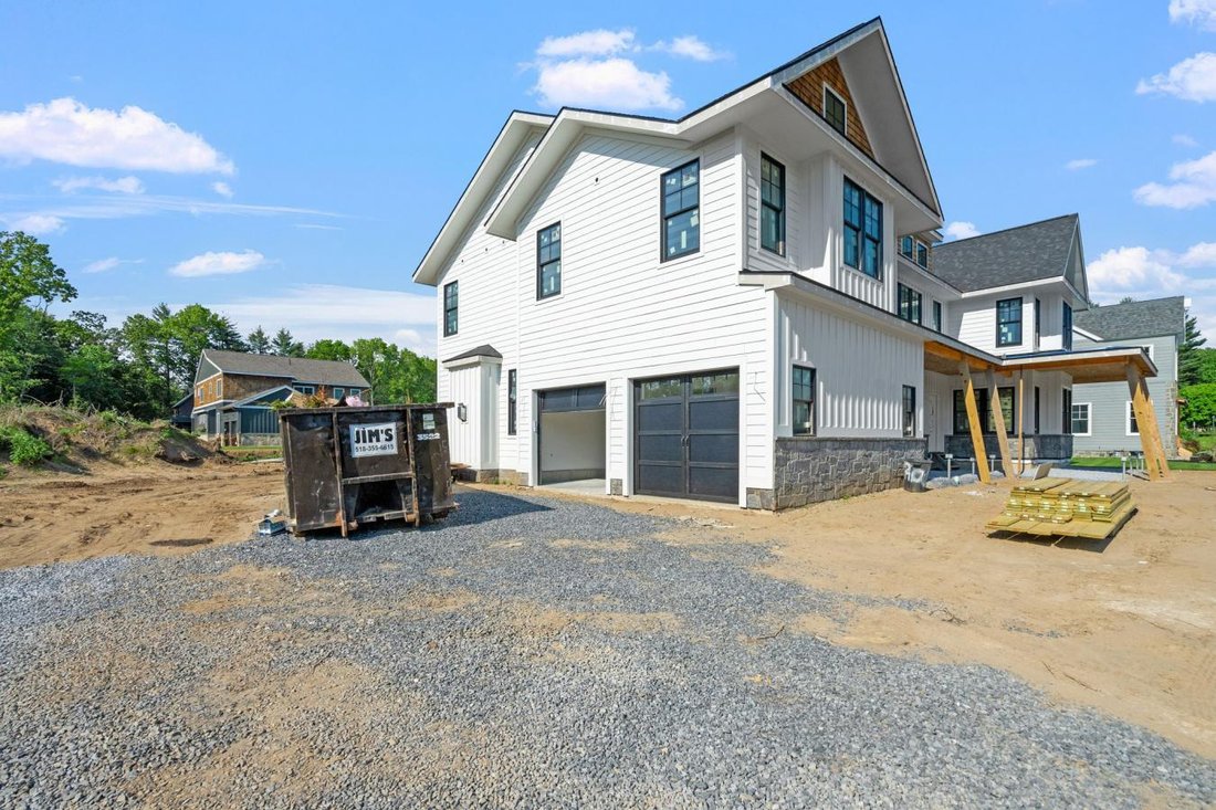 House in Saratoga Springs, New York, United States 5 - 13961202