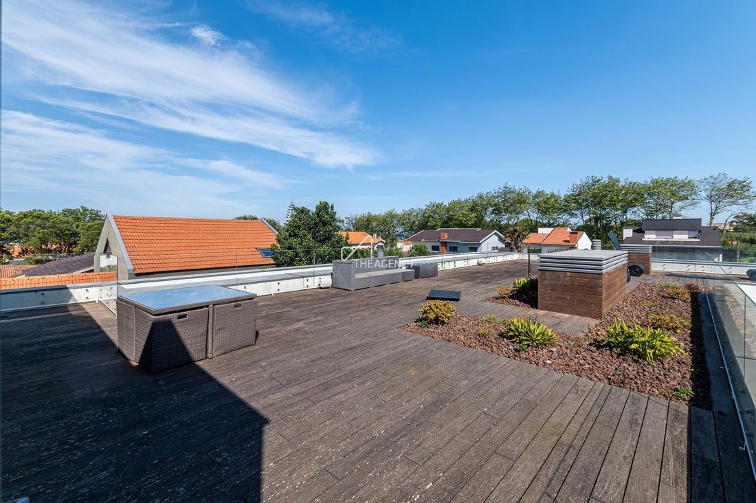 Villa in Gulpilhares e Valadares, Porto District, Portugal 2 - 14342771