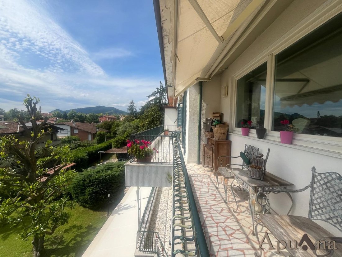 Country House in Center, Massa, Italy 1 - 14345863